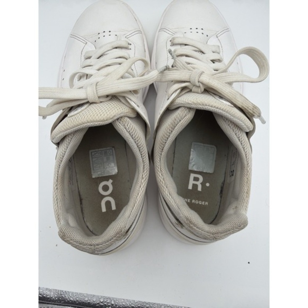 On Running The Roger Womens 8 White Leather Sneakers Casual Shoes. 1623 - Picture 6 of 9